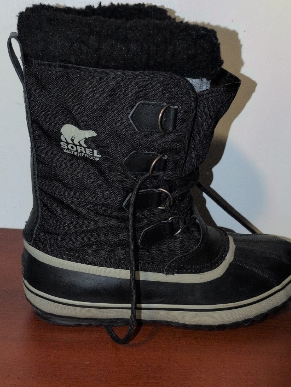 Sorel Black Winter Lace-Up Insulated Boots